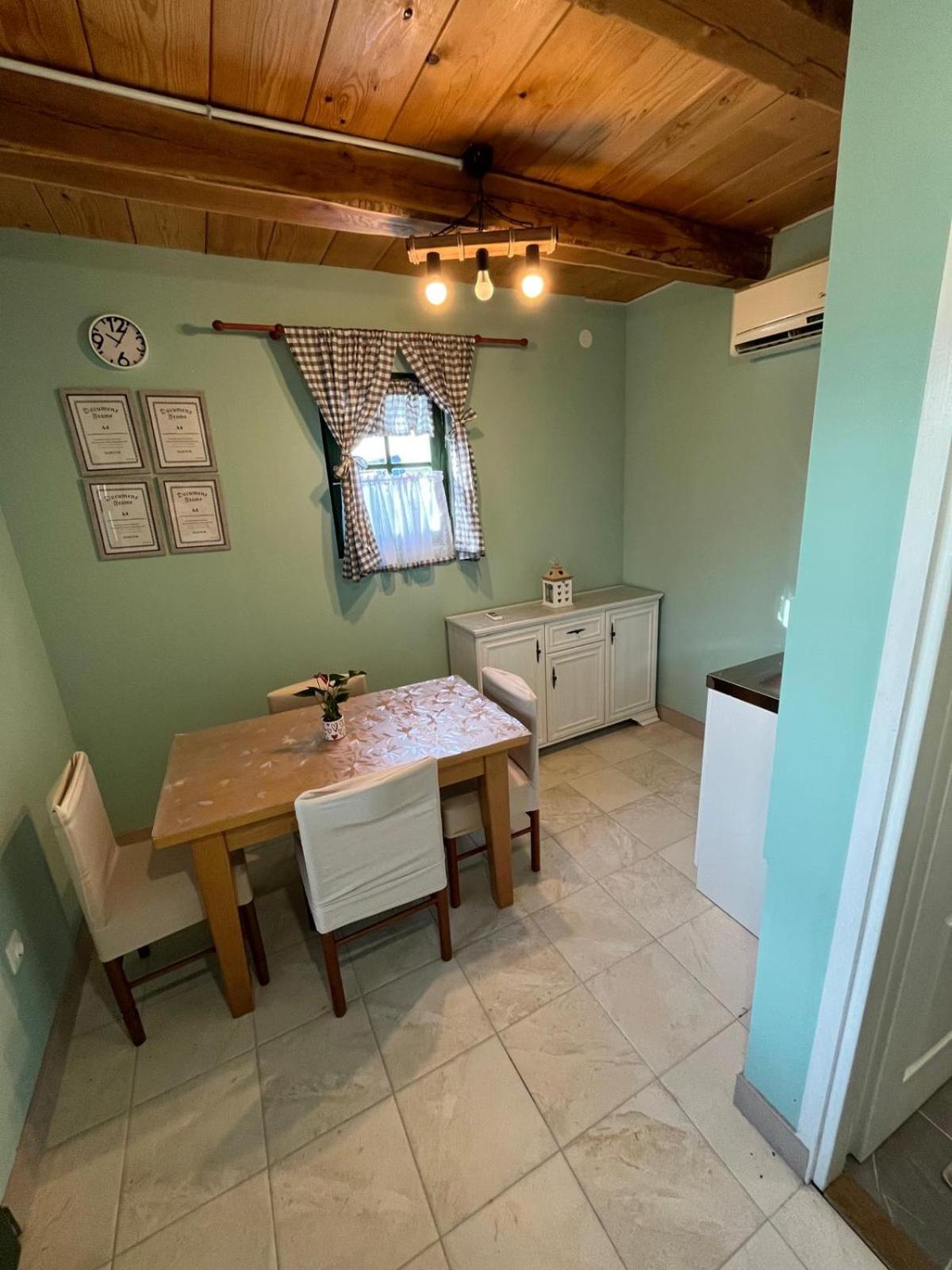 Wooden House Ante Self Check - In And Check - Out Apartment Otočac Exterior foto